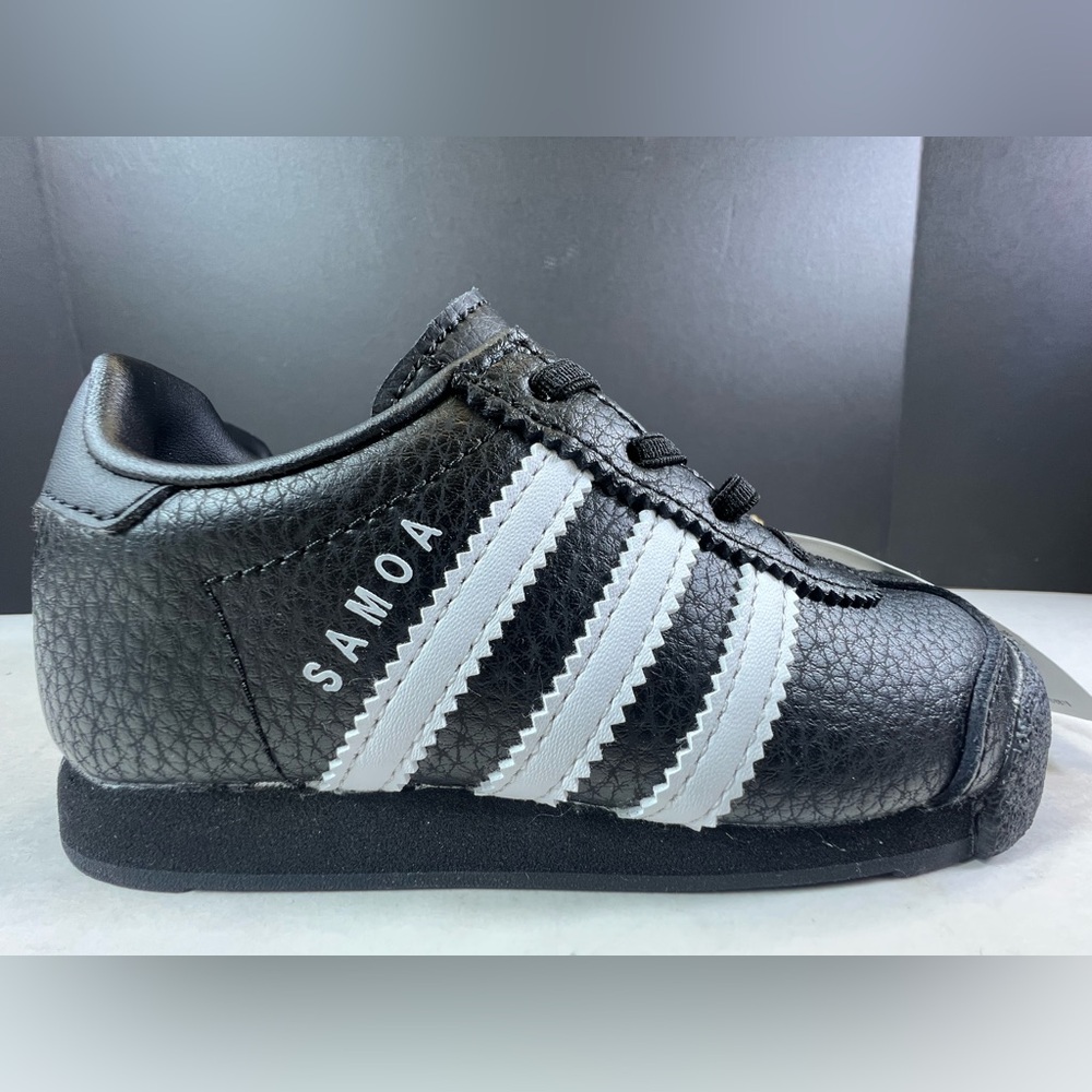 🆕Adidas Kids Samoa sneakers in Black & White – Size 8K New in Box + Extra Laces - Picture 5 of 15